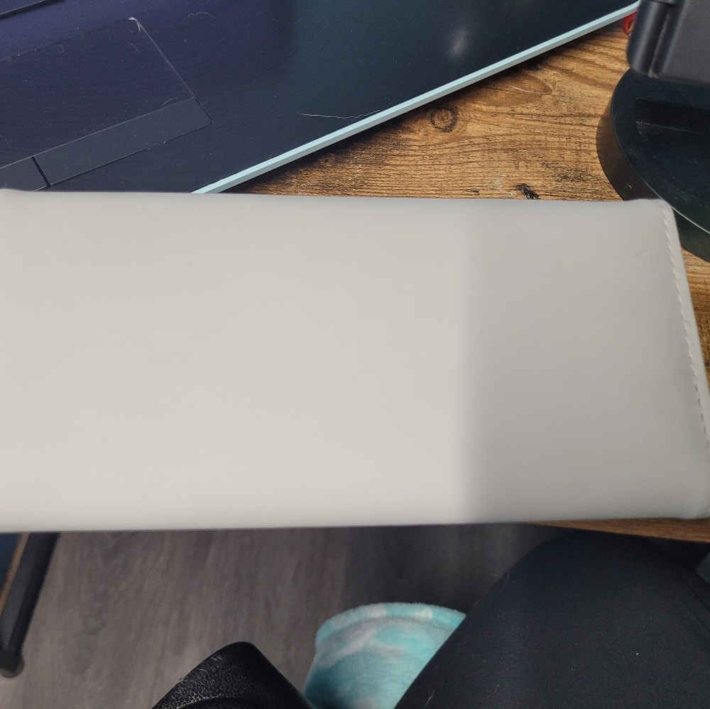 Wallet - Picture 2 of 6